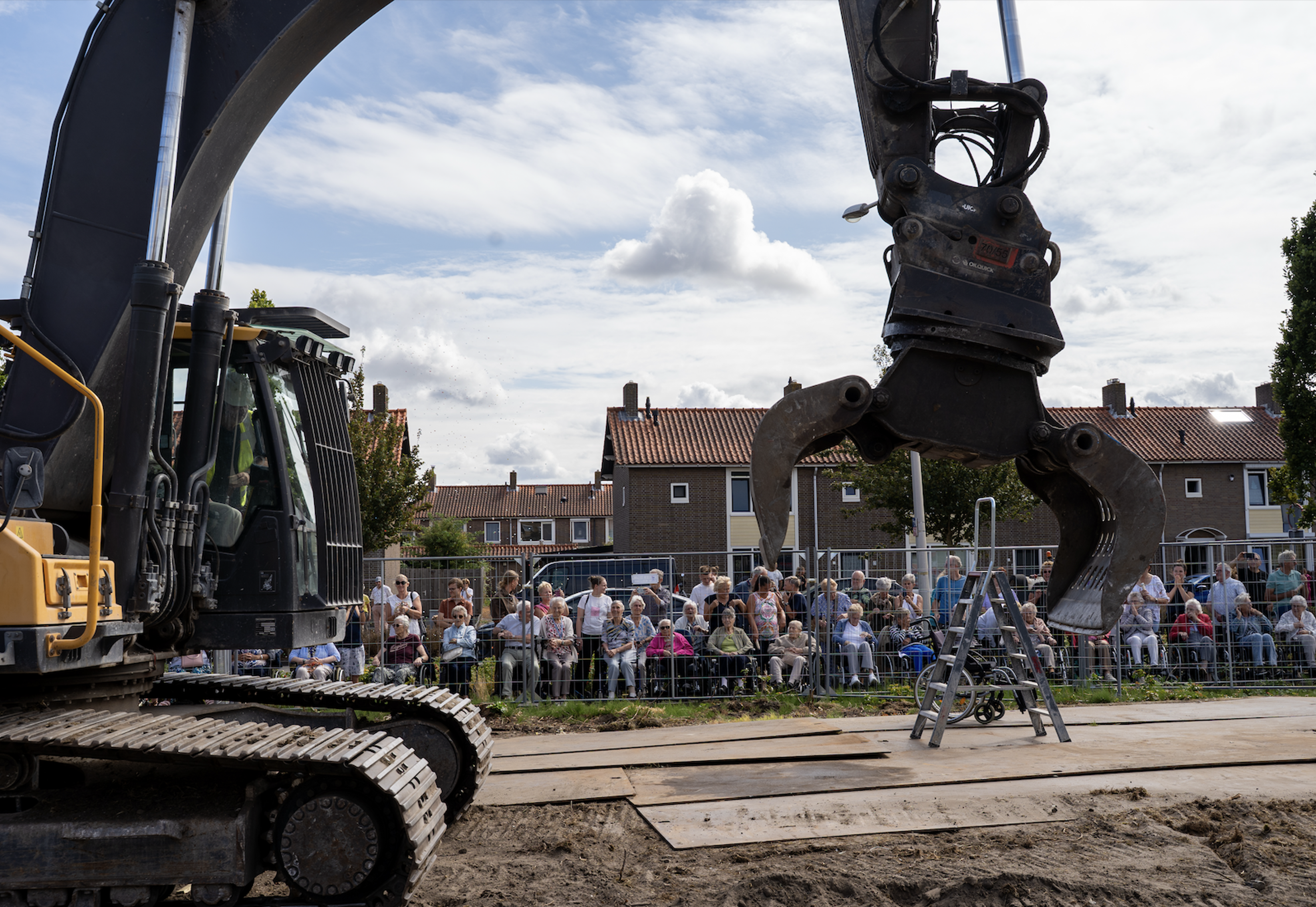 afbeelding https://verhalen.careyn.nlSloopfeest Rozenhof 2