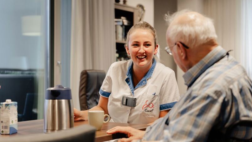 Afbeelding Careyn breidt ervaringen met Wlz-zorg thuis verder uit. Van MPT naar passende zorg thuis.